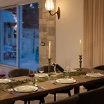 Luxury Seafront Diora Brac With Heated Pool 别墅