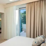 Luxury Seafront Diora Brac With Heated Pool 别墅 苏曼婷