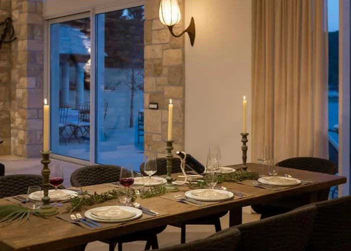 Luxury Seafront Diora Brac With Heated Pool Villa