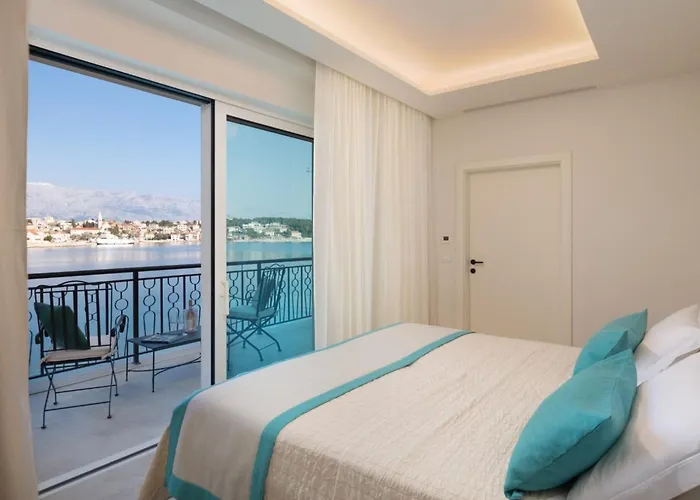 Luxury Seafront Diora Brac With Heated Pool Sumartin