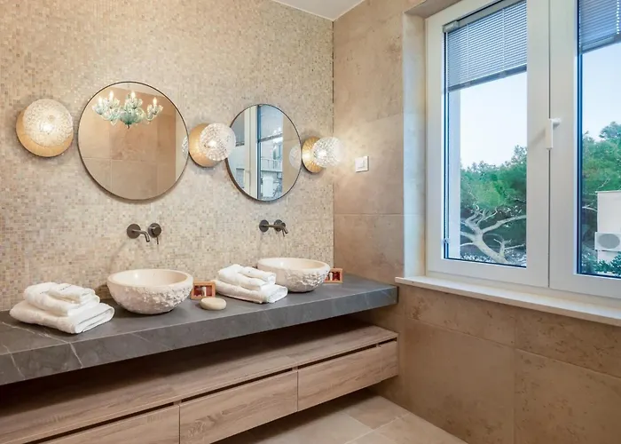 Luxury Seafront Diora Brac With Heated Pool Villa Sumartin