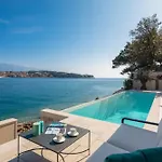 Luxury Seafront Diora Brac With Heated Pool