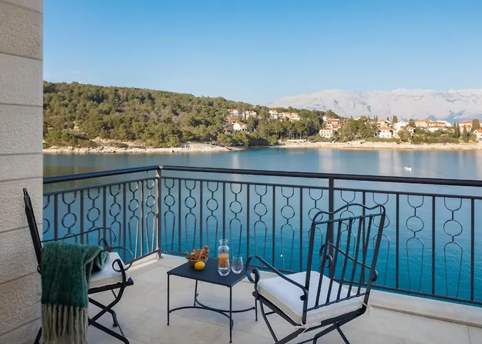 Luxury Seafront Diora Brac With Heated Pool Villa Sumartin
