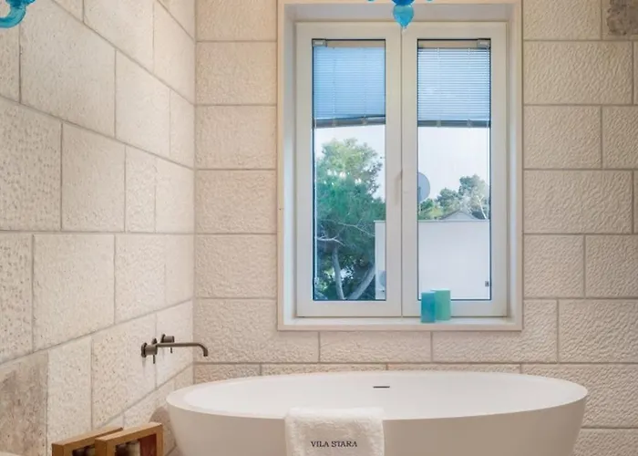 Luxury Seafront Diora Brac With Heated Pool Villa