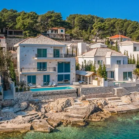 Luxury Seafront Diora Brac With Heated Pool * Sumartin