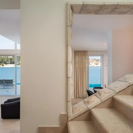 Luxury Seafront Diora Brac With Heated Pool Villa Sumartin