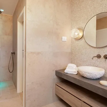 Luxury Seafront Diora Brac With Heated Pool Villa Sumartin