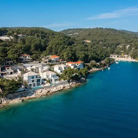 Luxury Seafront Diora Brac With Heated Pool Villa Sumartin