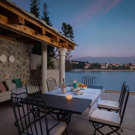 Luxury Seafront Diora Brac With Heated Pool Villa